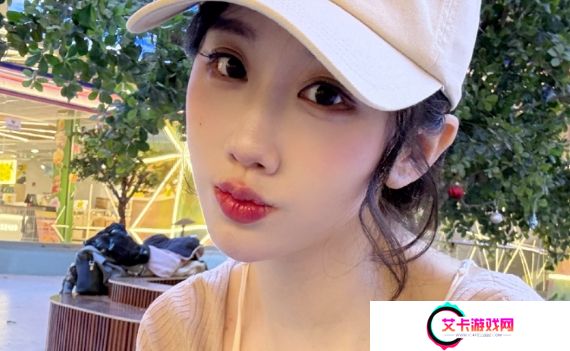 轩子巨2兔停止照片收费，称自己动了别人“蛋糕”，被审核故意针对