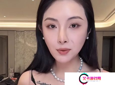 37岁网红富婆欲想要孩子，目前已有三胎，表示不会跟00后男友生